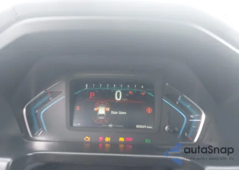 2022 Honda Odyssey Touring z USA, uszkodzony, nr VIN 5FNRL6H8XNB026593